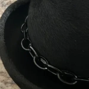 Vintage late 50/early 60s black velour hat. Christian Dior. CHRISTIAN DIOR 1950-60s Black Velvet Sequins Hat Vintage New  main image 4